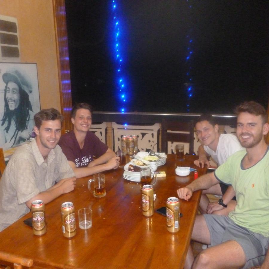 Mama'S Here Resort คัลพิทิยา ภายนอก รูปภาพ